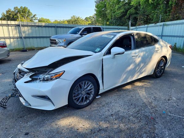 2018 LEXUS ES