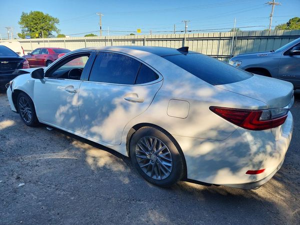 2018 LEXUS ES