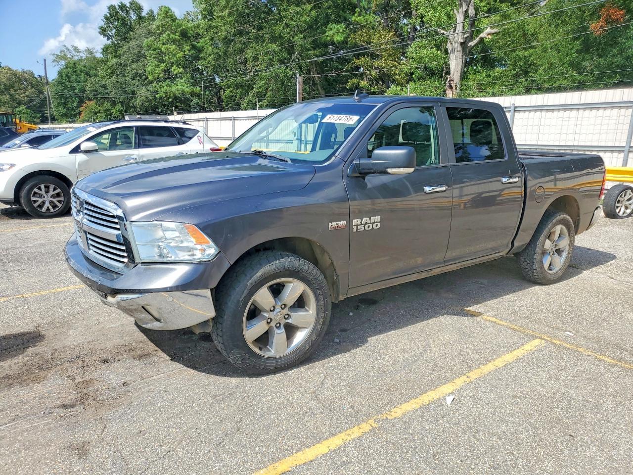 2016 RAM 1500 SLT