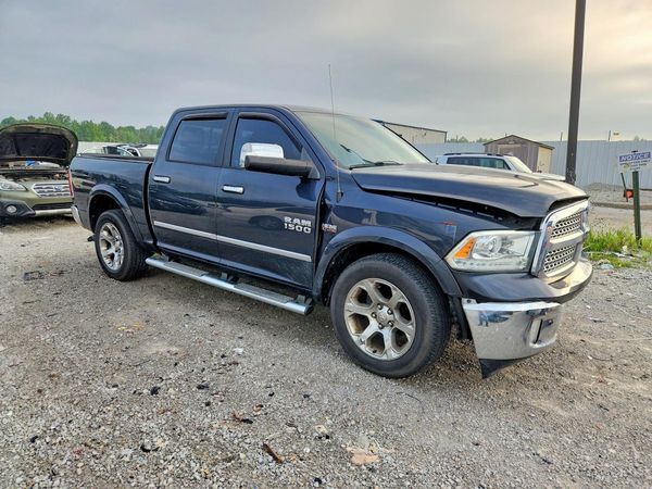 2014 RAM 1500 Laramie