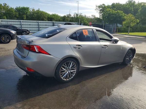 2015 LEXUS IS 250