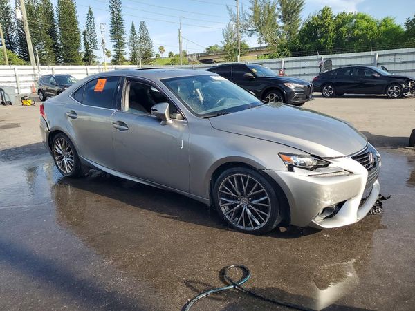2015 LEXUS IS 250