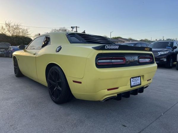 2016 DODGE CHALLENGER