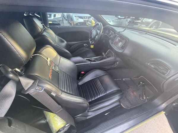 2016 DODGE CHALLENGER
