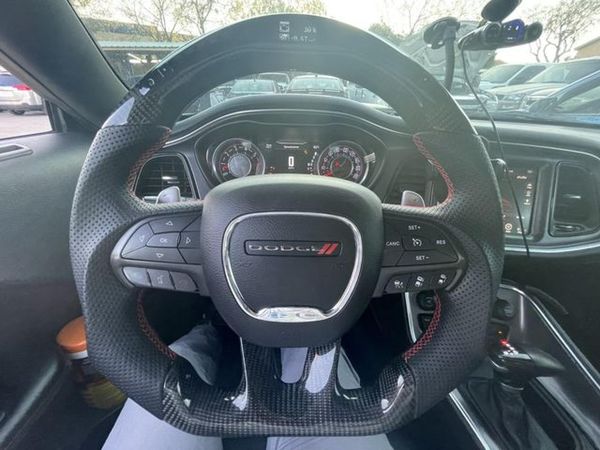 2016 DODGE CHALLENGER