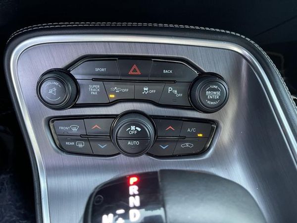 2016 DODGE CHALLENGER