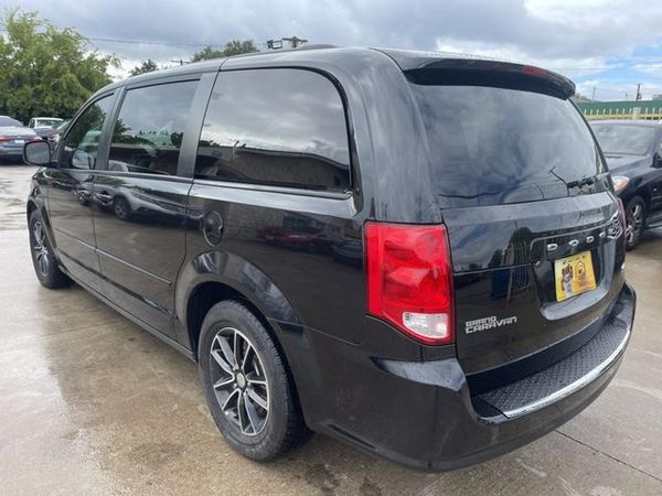 2017 DODGE GRAND CARAVAN