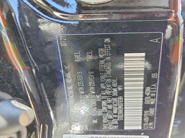 2021 TOYOTA HIGHLANDER LE