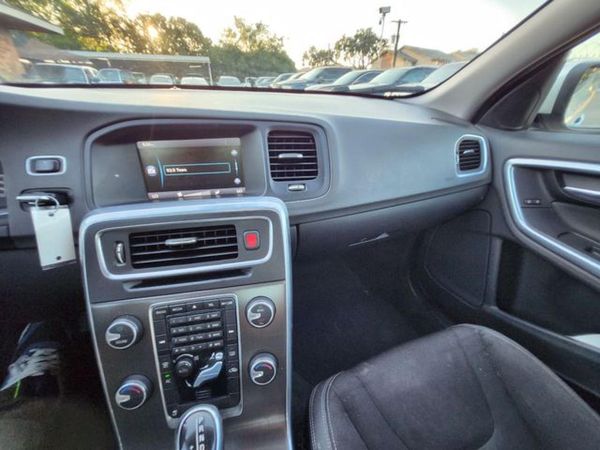 2014 VOLVO S60