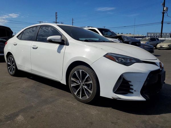 2017 TOYOTA COROLLA