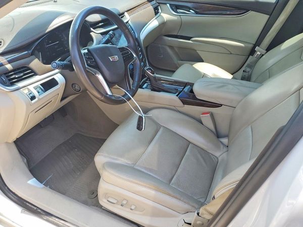 2017 CADILLAC XTS Luxury