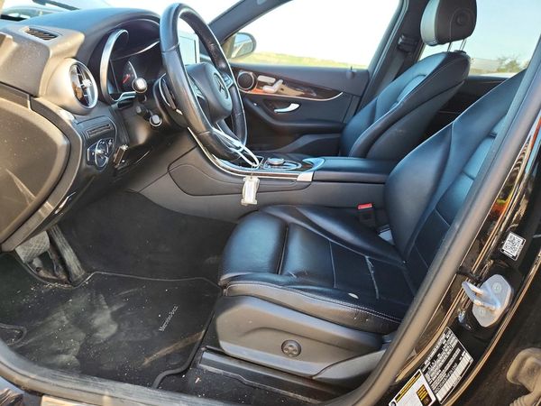 2017 MERCEDES-BENZ GLC GLC300 Base-4M