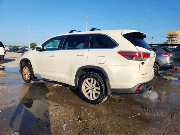 2016 TOYOTA HIGHLANDER