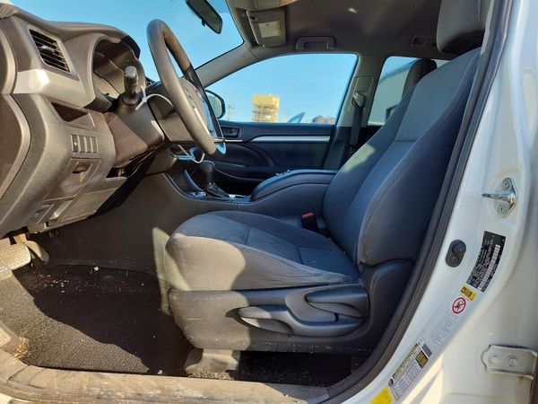 2016 TOYOTA HIGHLANDER