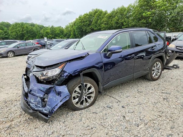 2019 TOYOTA RAV4 XLE Premium