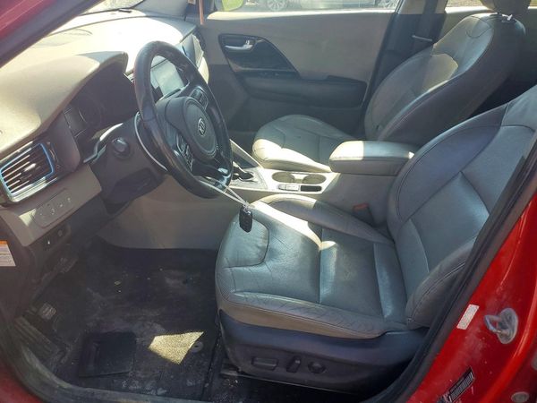 2017 KIA NIRO Touring / Touring Tech