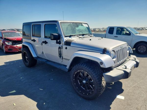 2017 JEEP WRANGLER UNLIMITED SAHARA 4X4