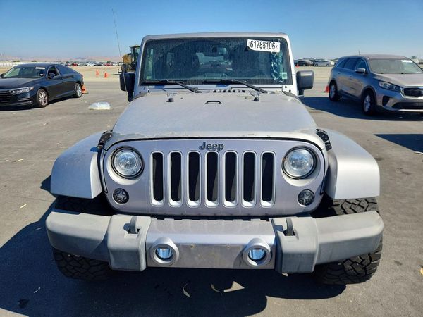 2017 JEEP WRANGLER UNLIMITED SAHARA 4X4