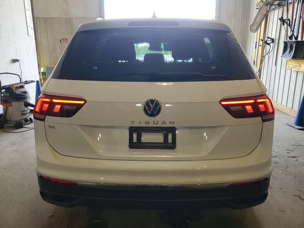 2022 VOLKSWAGEN TIGUAN