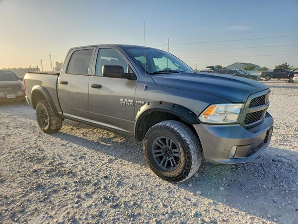 2013 RAM 1500 ST