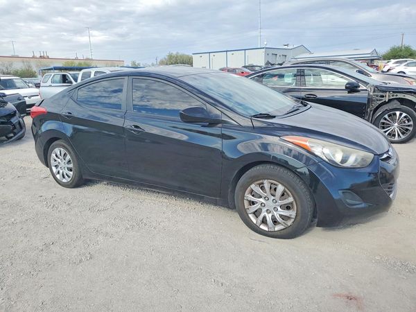 2012 HYUNDAI ELANTRA