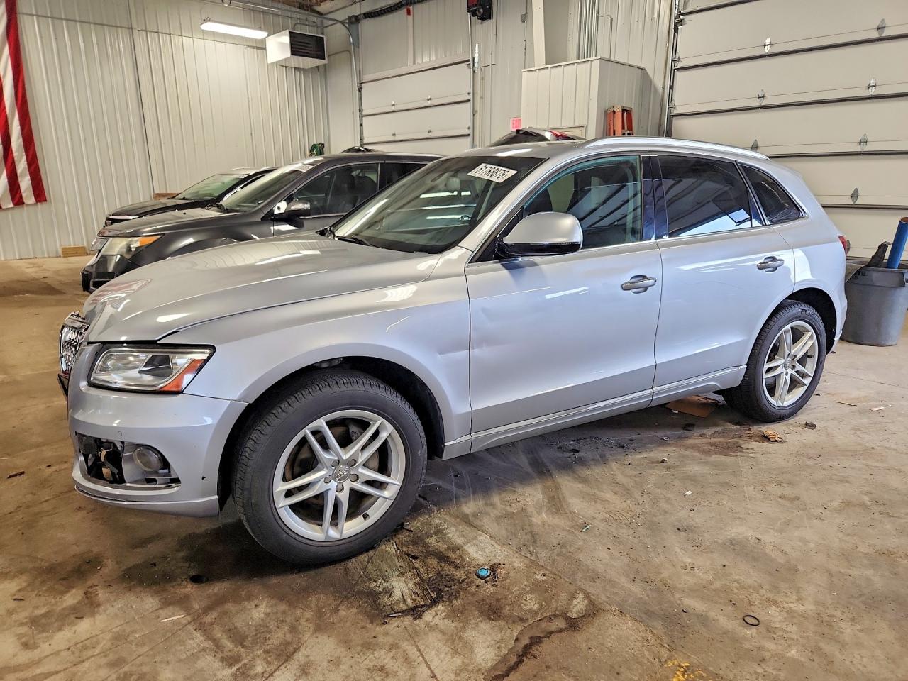 2017 AUDI Q5 quattro Premium Plus