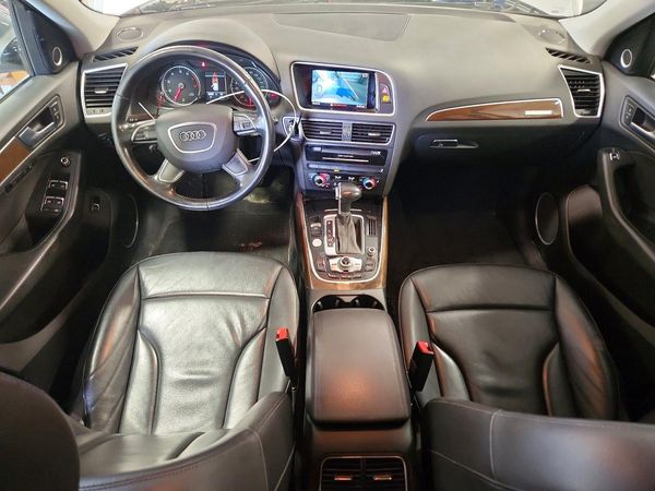 2017 AUDI Q5 quattro Premium Plus