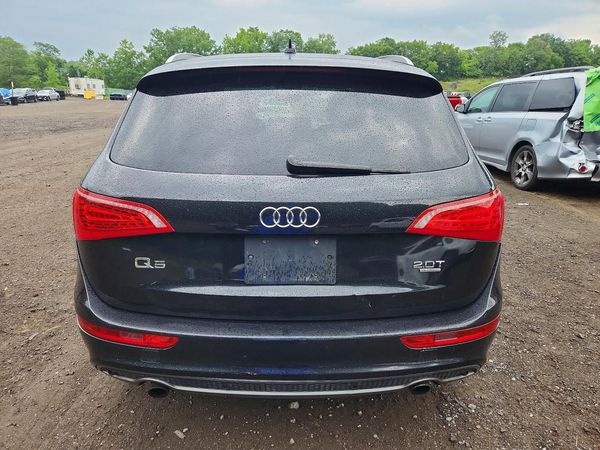 2012 AUDI Q5 Premium Plus