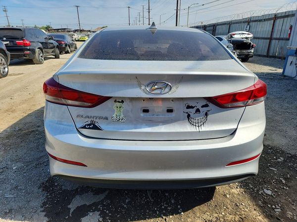2018 HYUNDAI ELANTRA
