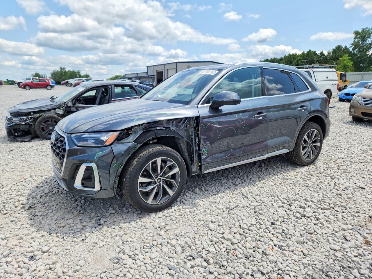 2024 AUDI Q5 S Line quattro Premium