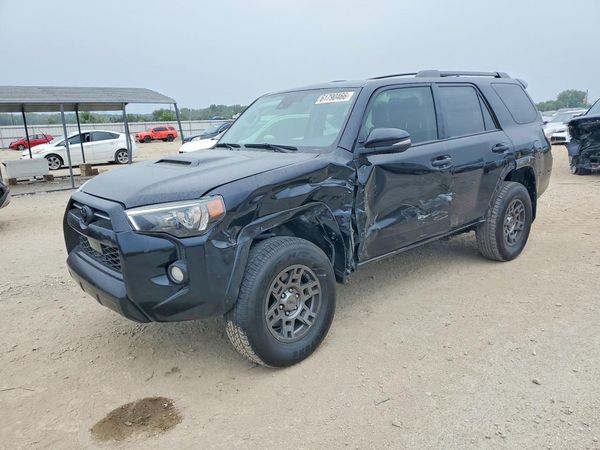 2020 TOYOTA 4RUNNER