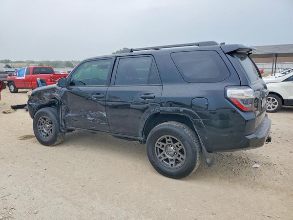 2020 TOYOTA 4RUNNER