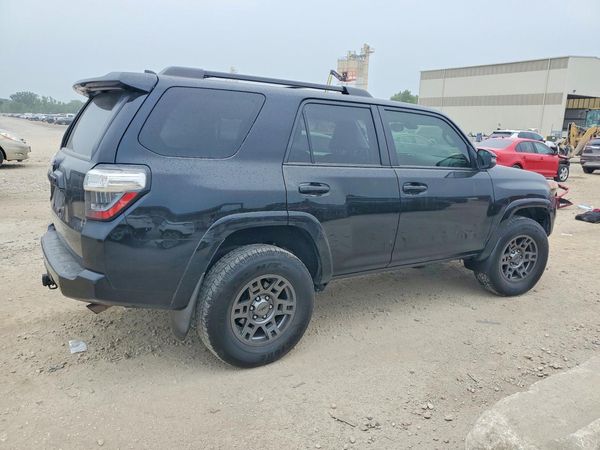 2020 TOYOTA 4RUNNER