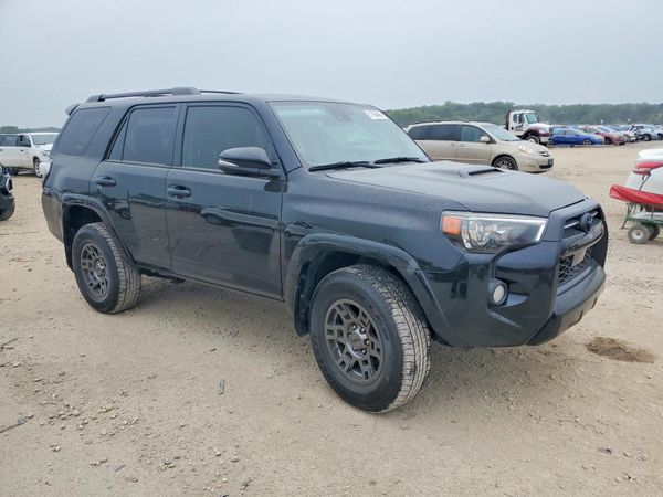 2020 TOYOTA 4RUNNER