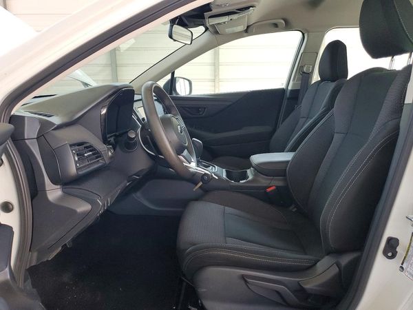 2025 SUBARU OUTBACK Base