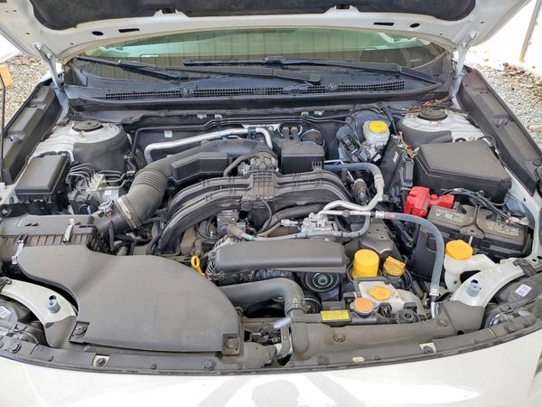2025 SUBARU OUTBACK Base