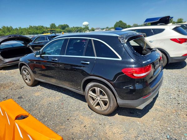 2017 MERCEDES-BENZ GLC GLC300 Base-4M