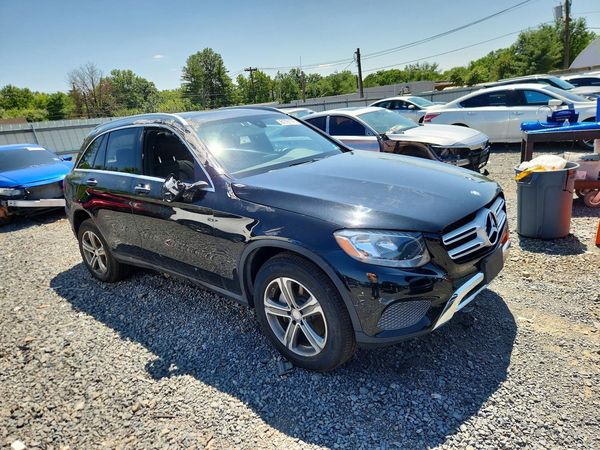 2017 MERCEDES-BENZ GLC GLC300 Base-4M