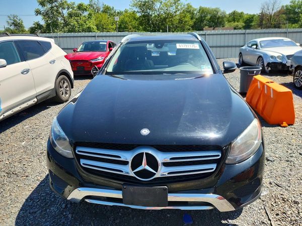 2017 MERCEDES-BENZ GLC GLC300 Base-4M