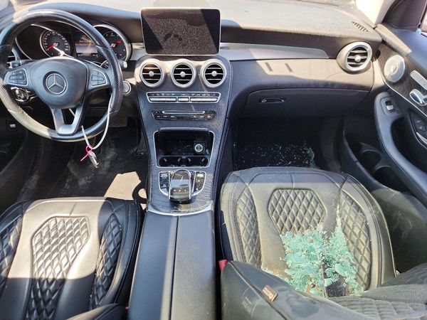 2017 MERCEDES-BENZ GLC GLC300 Base-4M