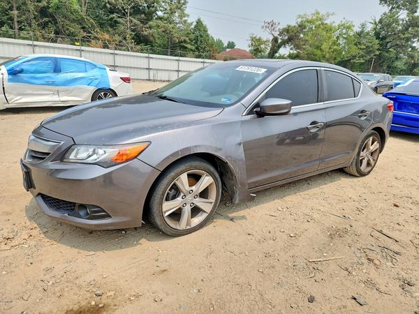 2013 ACURA ILX 20 TECH