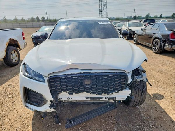 2025 JAGUAR F-PACE P250 R-Dynamic S