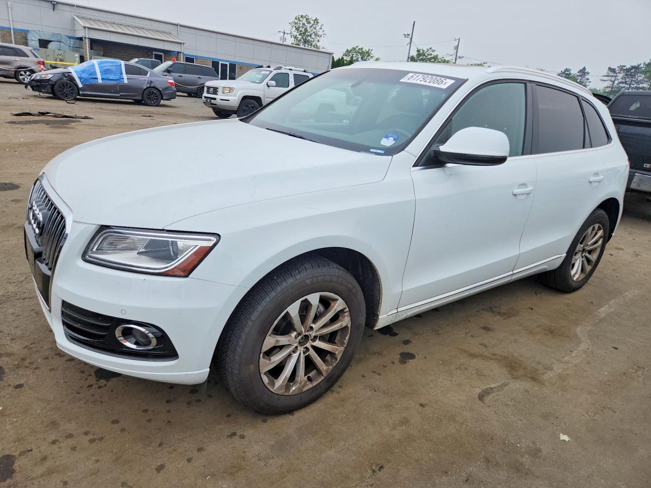 2014 AUDI Q5 Premium Plus