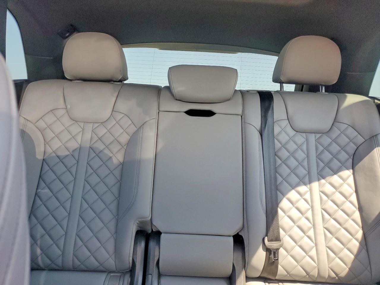 2025 AUDI SQ5 quattro Premium Plus
