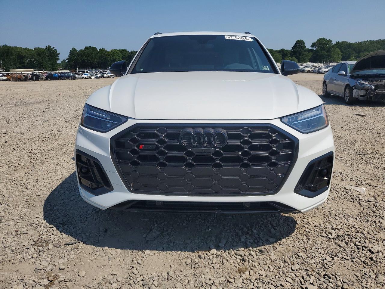 2025 AUDI SQ5 quattro Premium Plus