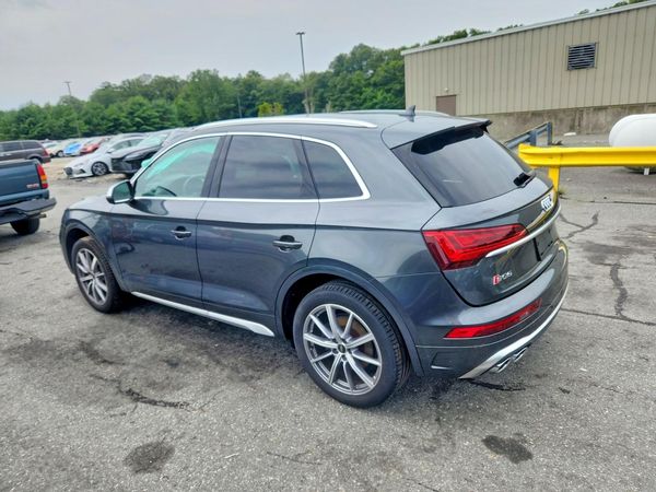 2022 AUDI SQ5 quattro Premium