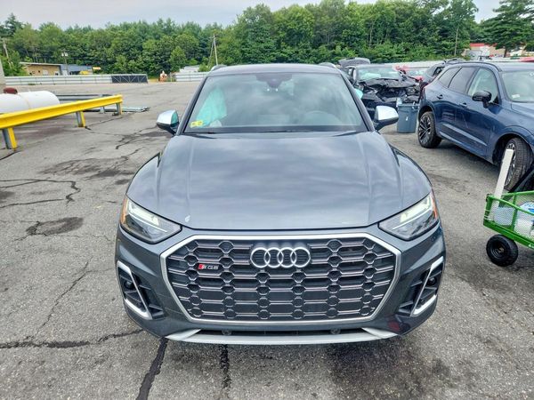 2022 AUDI SQ5 quattro Premium