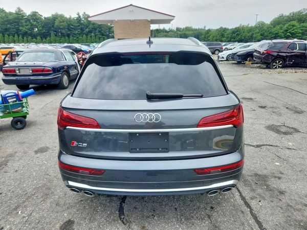 2022 AUDI SQ5 quattro Premium
