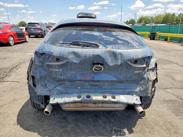 2022 MAZDA 3 Preferred Package