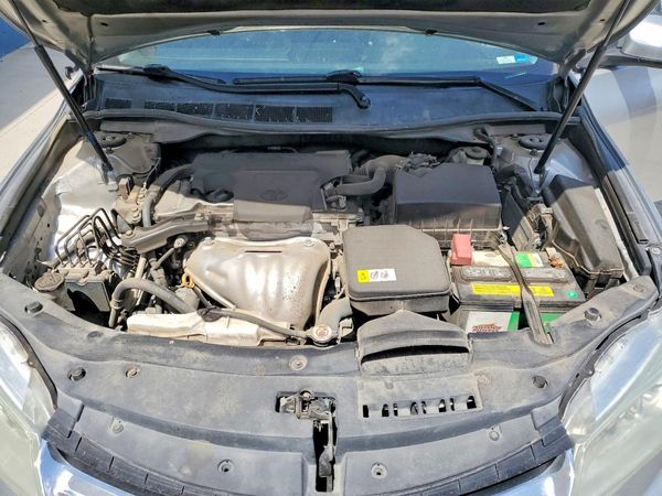2017 TOYOTA CAMRY LE/SE/XLE/XSE — Engine bay